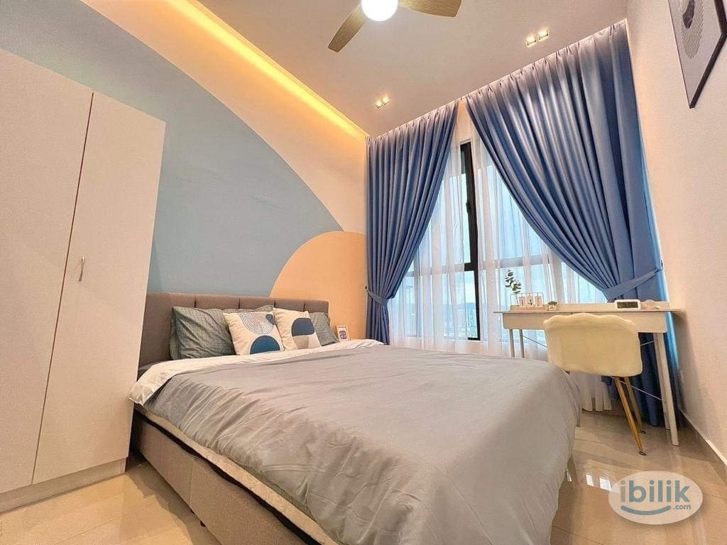 Female Malay Sharing room (looking partner) (Walk to LRT Station) Offer if can move in ASAP - Image 1