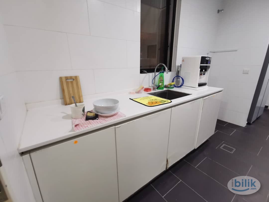 Medium Room at SQWhere, Sungai Buloh - Image 4