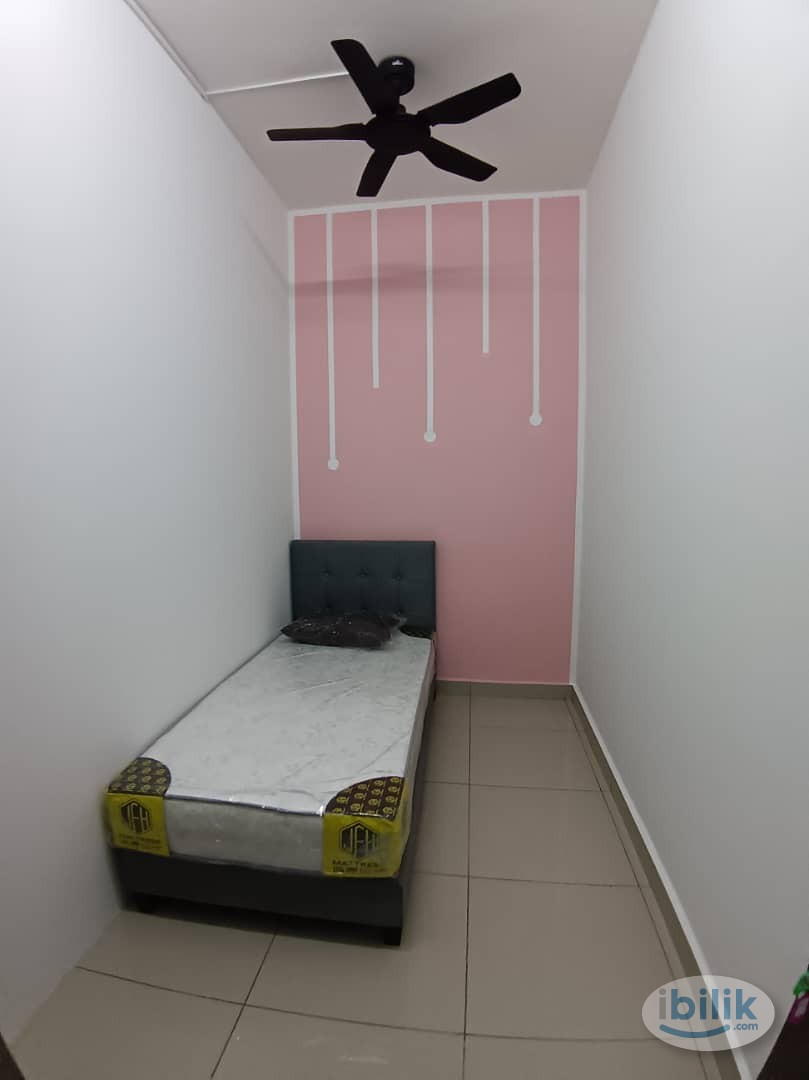 Female Room at SuriaMas Suites, Johor Bahru - Image 3