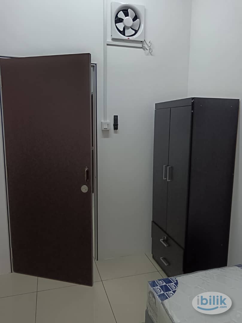 Female Room at SuriaMas Suites, Johor Bahru - Image 4