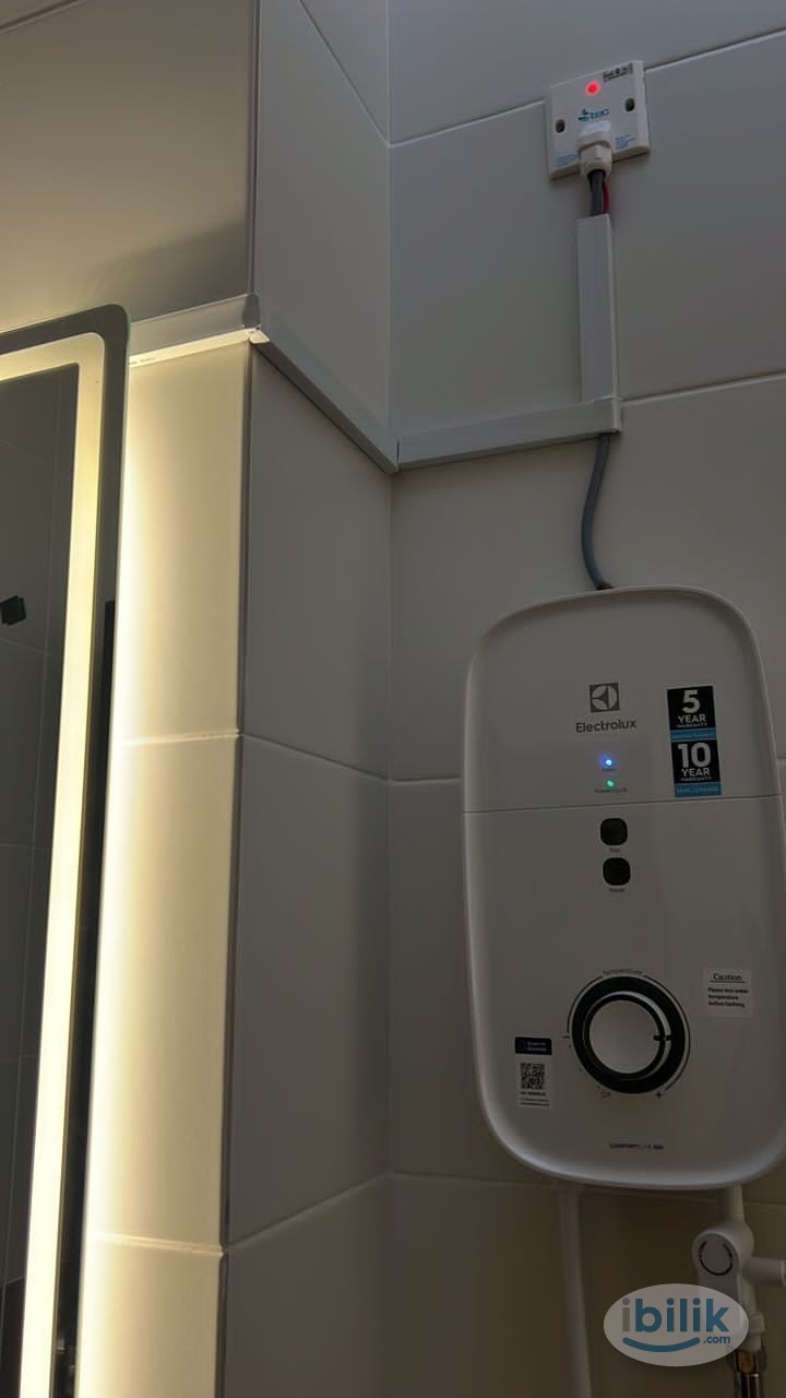 😀☘️☀️🌈 Furnished Room with Ensuite Washroom - Image 2
