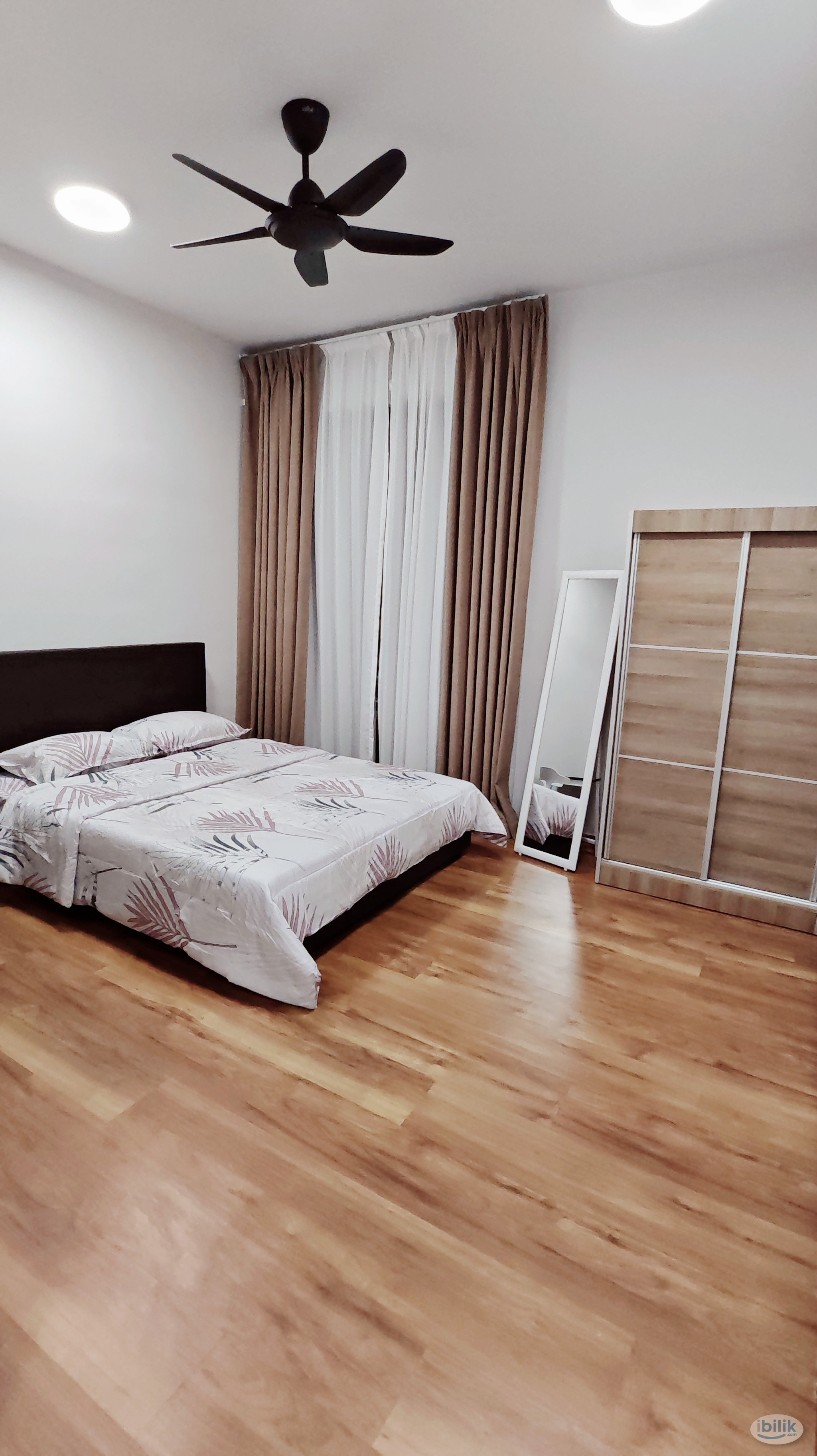 Master Room at Taman Ara Permai, Batu Berendam - Image 2