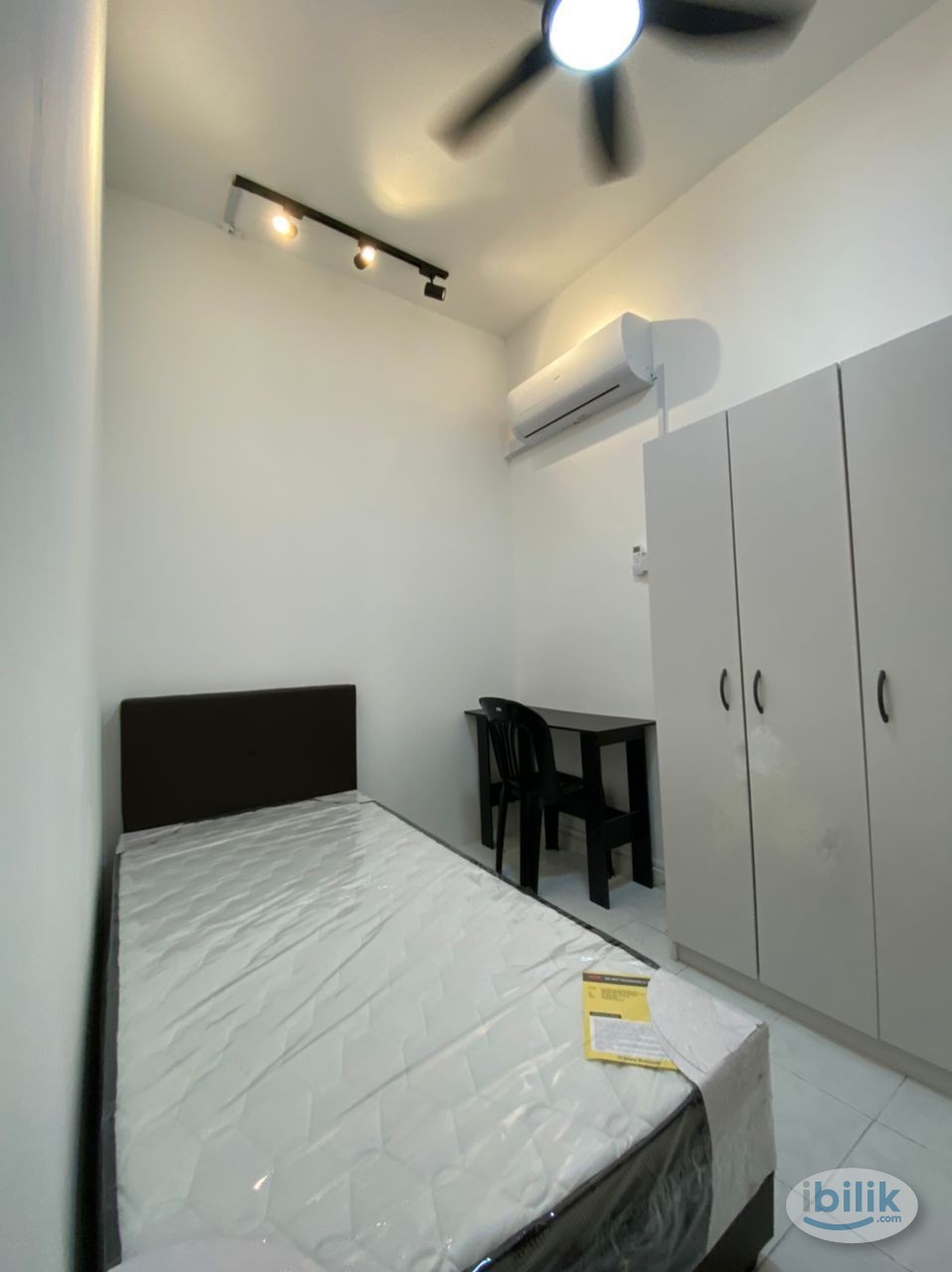 Razak city nice room for rent - Image 3