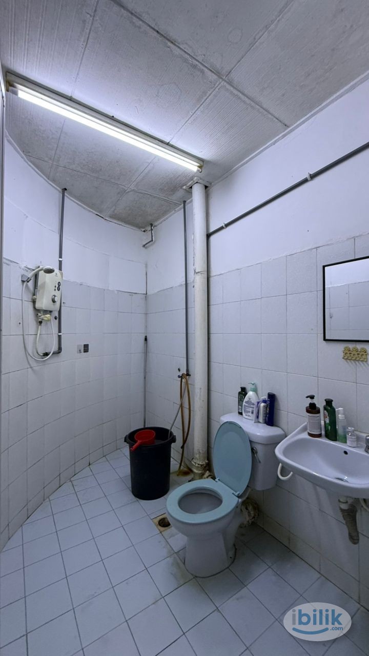 🛏️ Jalan SS22/12, Damansara Jaya – Partition Room (Shared Bath) - Image 2