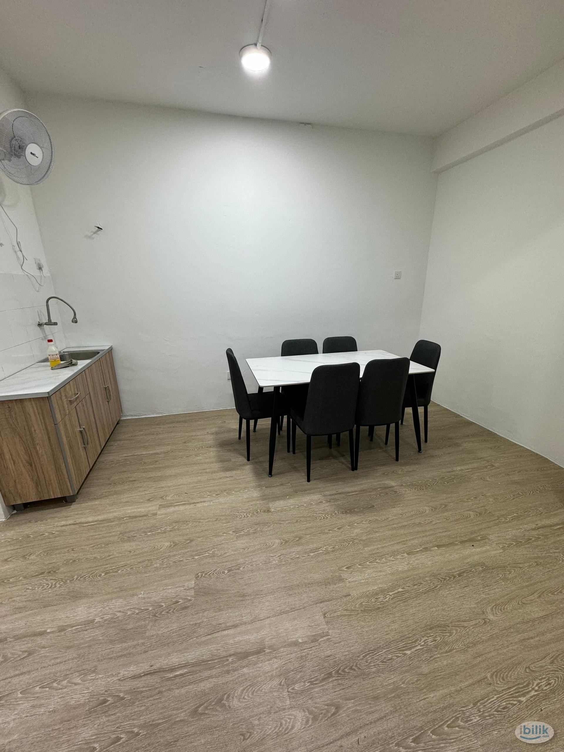 [Below Market] Only RM500 twin room fully furnished at Taman Equine - Image 4