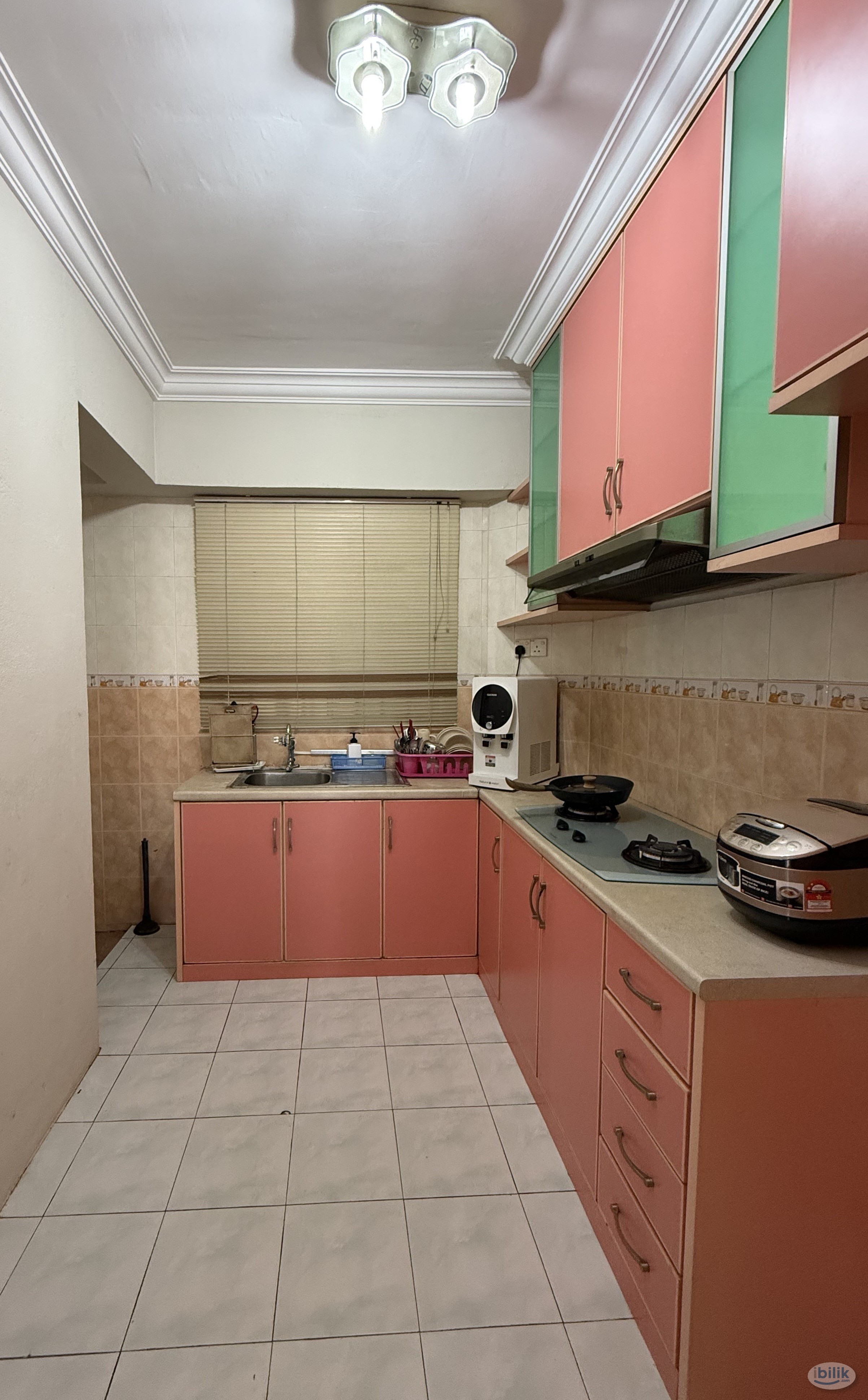 Middle Room at Widuri Apartment, Butterworth - Image 3