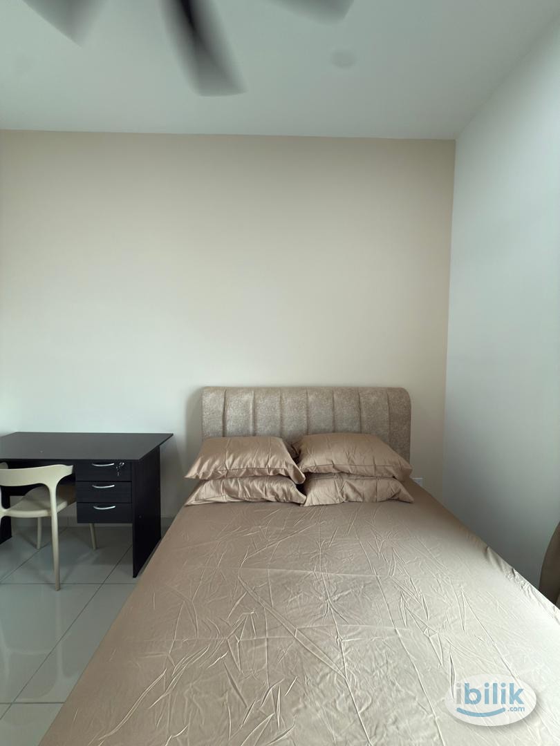 Master Room at Nikka City Sentral Residence, Bandar Sri Permaisuri - Image 1