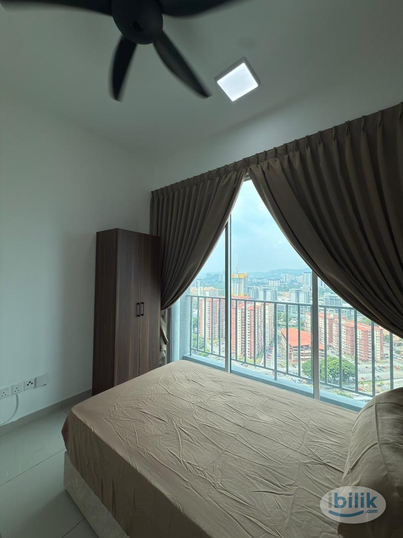 Middle Room at Nikka City Sentral Residence, Bandar Sri Permaisuri - Image 1