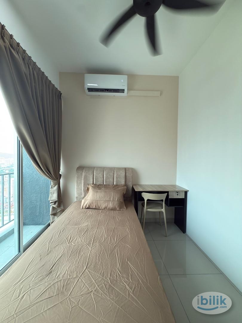 Middle Room at Nikka City Sentral Residence, Bandar Sri Permaisuri - Image 3