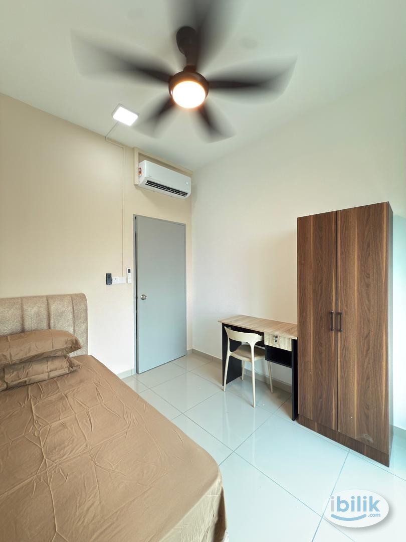 Middle Room at Nikka City Sentral Residence, Bandar Sri Permaisuri - Image 1