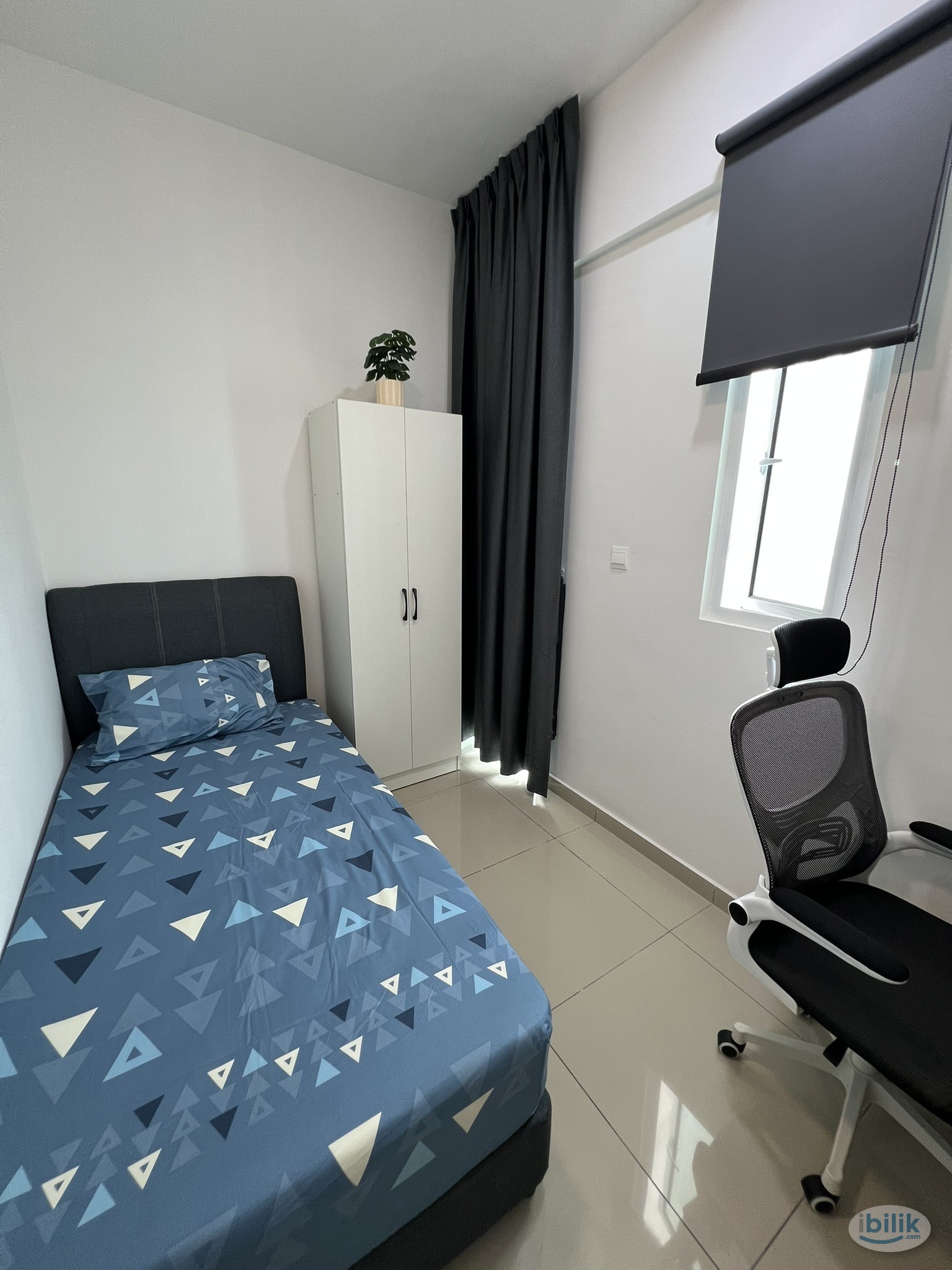 Outside Single Room at Havana Beach Residences, Bayan Lepas - Image 1