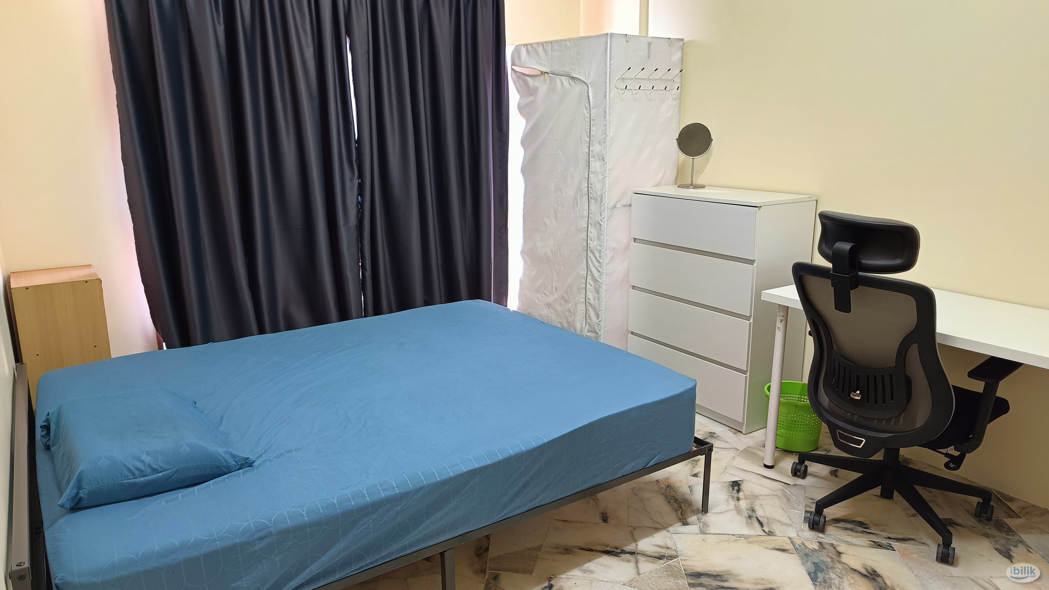 Master Room near UPM Serdang & MRT Station - Image 1