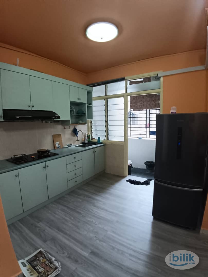 Male Room at Nusa Perdana Service Apartment, Gelang Patah - Image 3