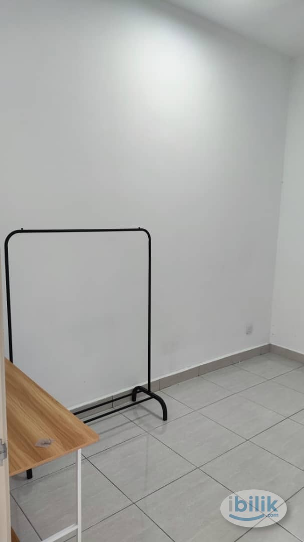 Single Room at BSP 21, Bandar Saujana Putra - Image 2