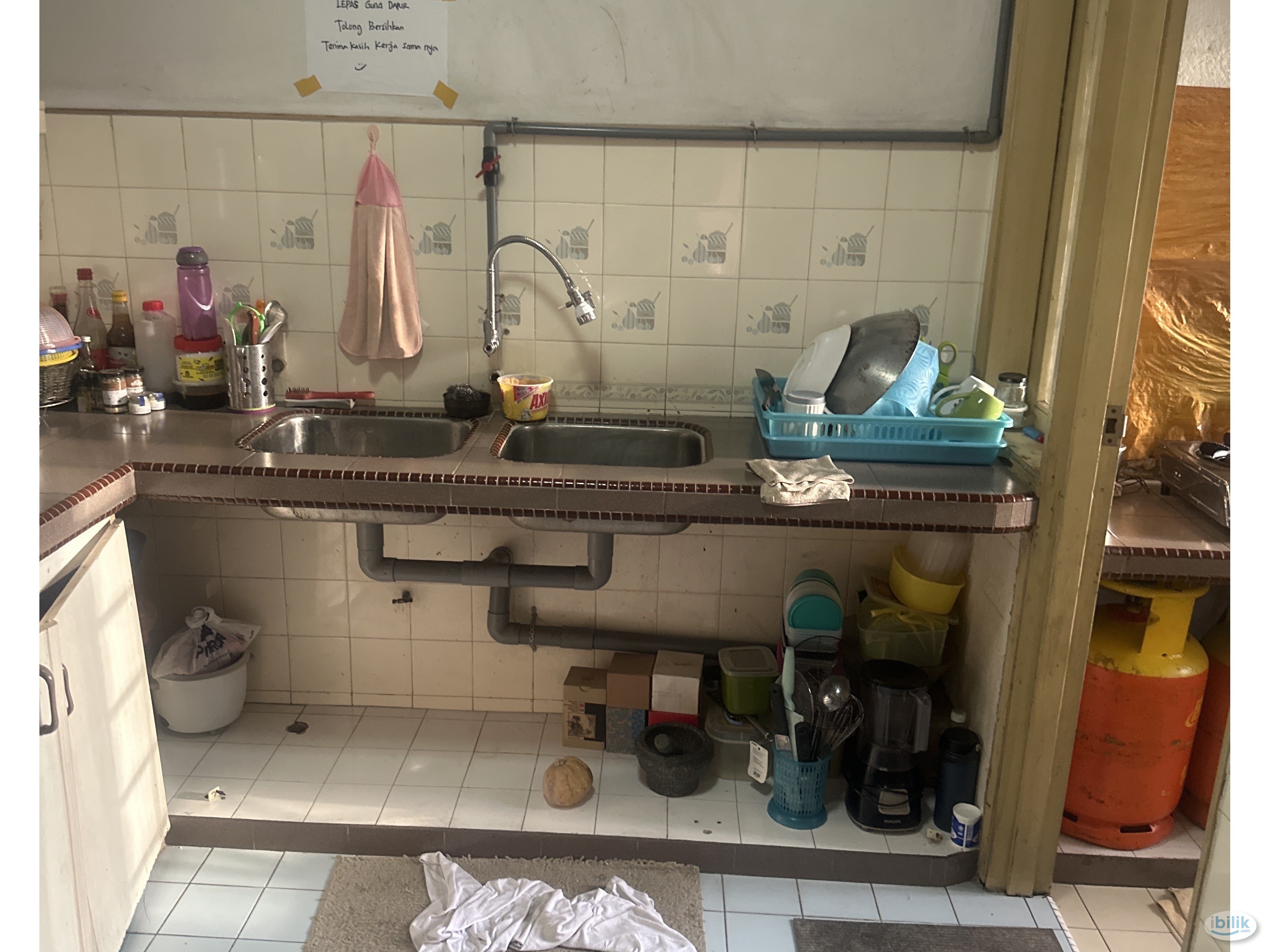 Single Room at Ixora Apartment, Pudu - Image 3