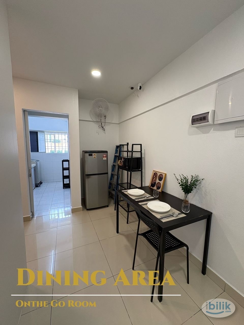 Middle Room at Penang, Malaysia - Image 4