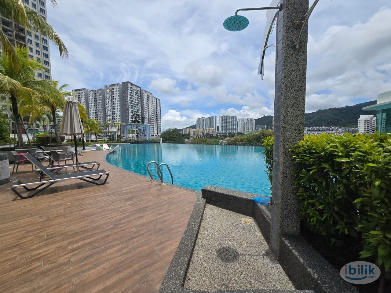 ✅Enjoy Middle Room with BALCONY at Bayan Lepas, Penang - Image 1