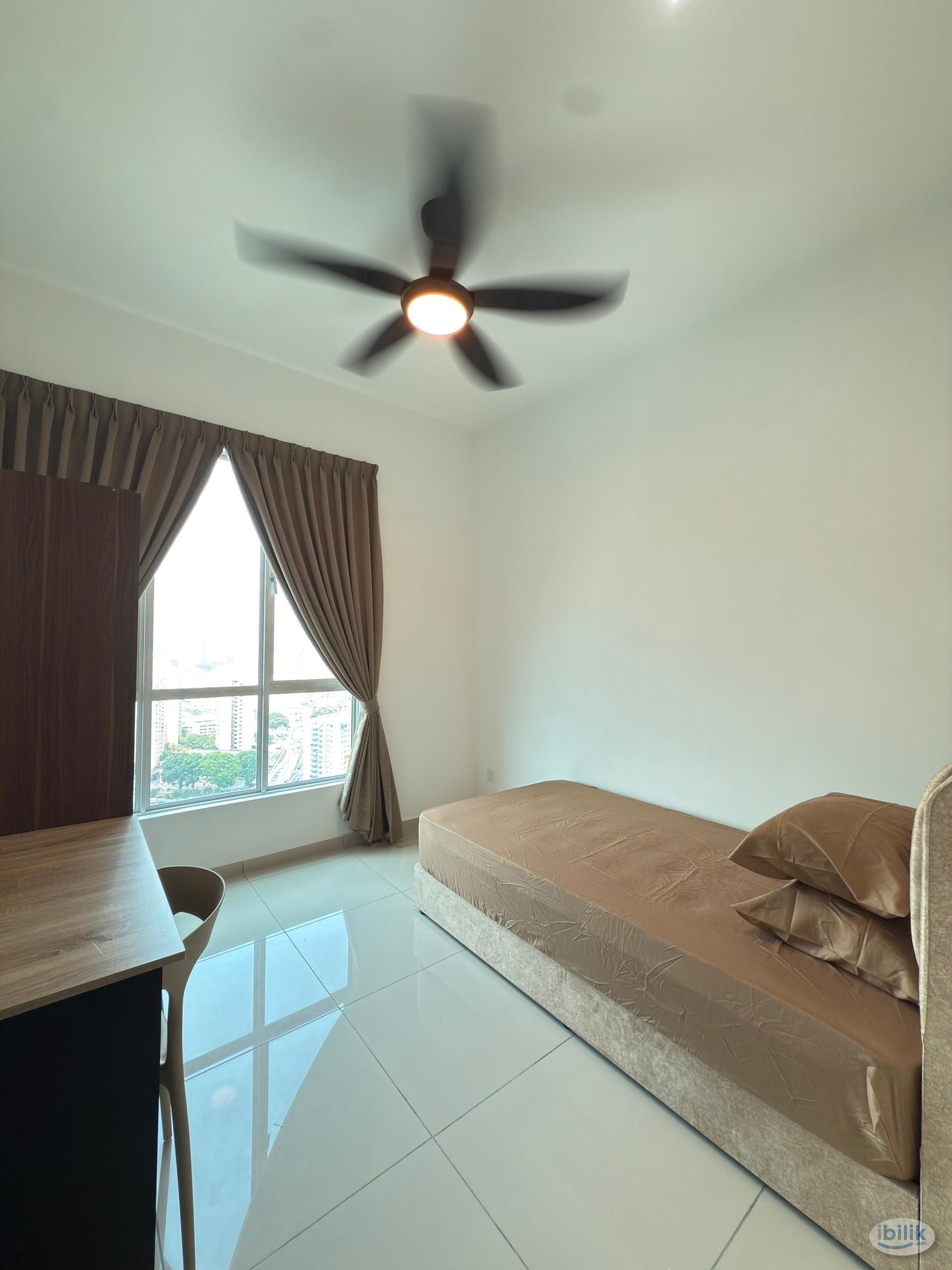 Middle Room at Nikka City Sentral Residence, Bandar Sri Permaisuri - Image 3