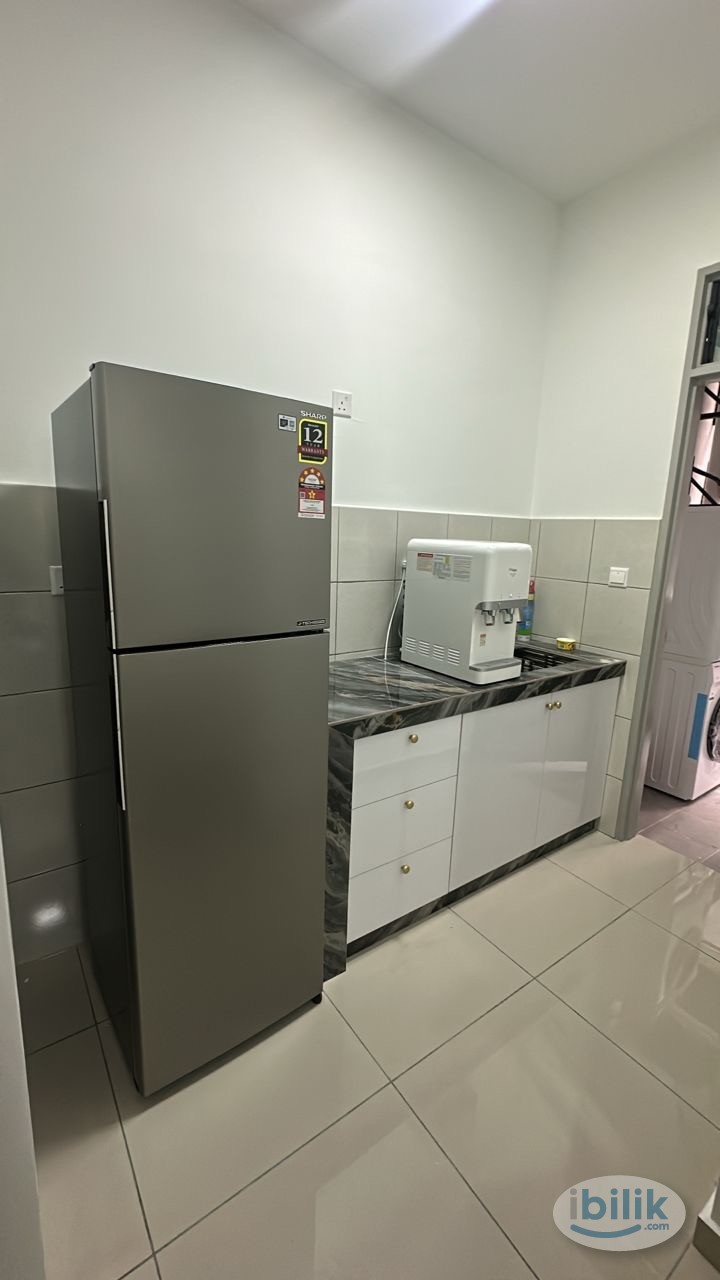 Middle Room at Nikka City Sentral Residence, Bandar Sri Permaisuri - Image 4