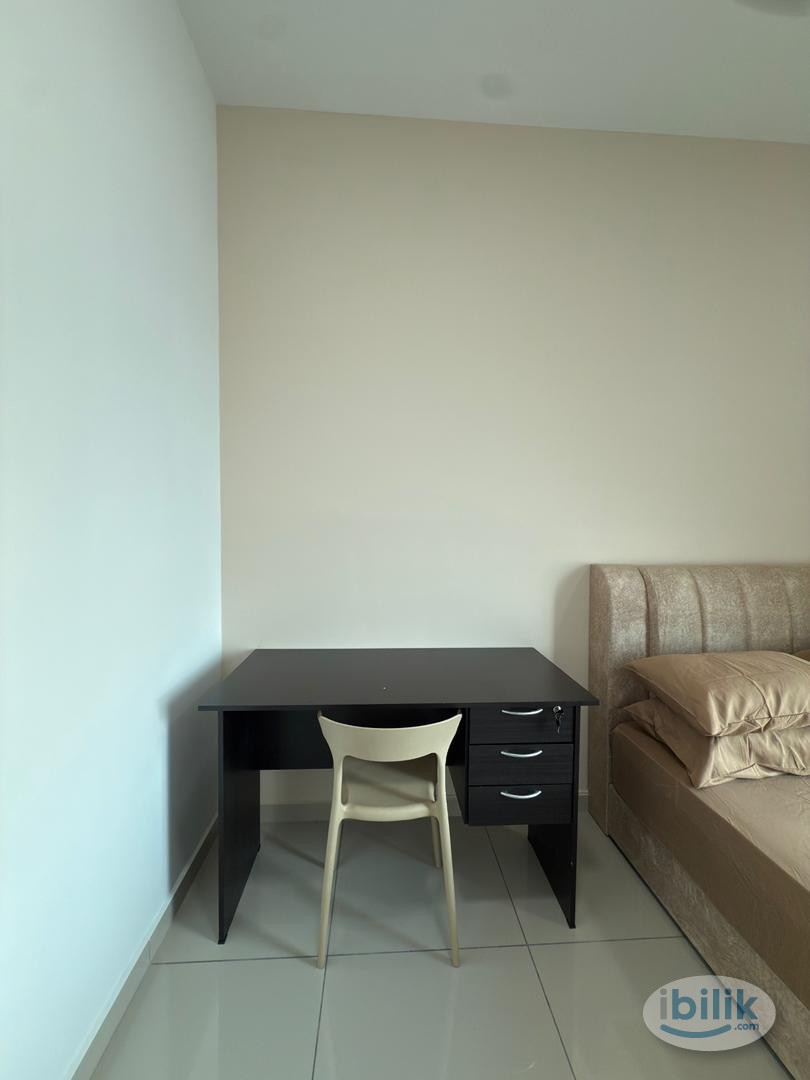 Nikka Residence_Master Room_Near LRT - Image 2