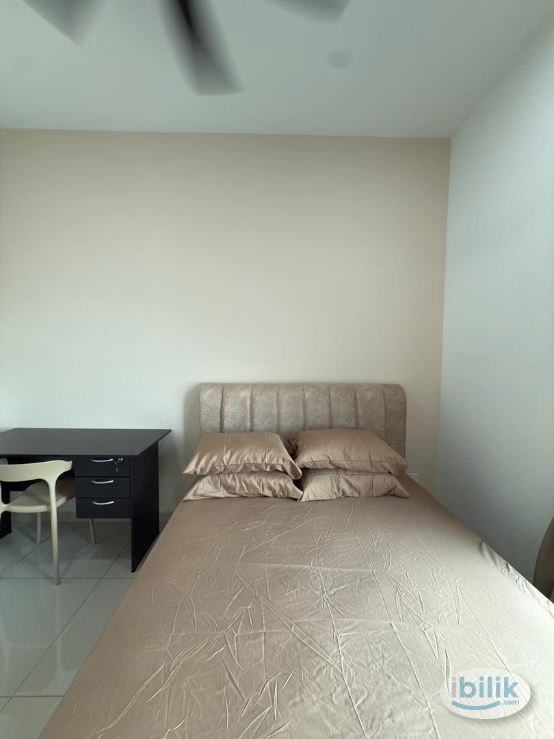 Nikka Residence_Master Room_Near LRT - Image 4