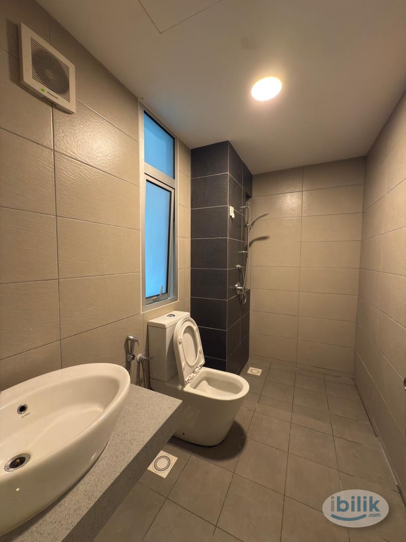 Mirai Residence Kajang 2_Medium Room_Female - Image 5