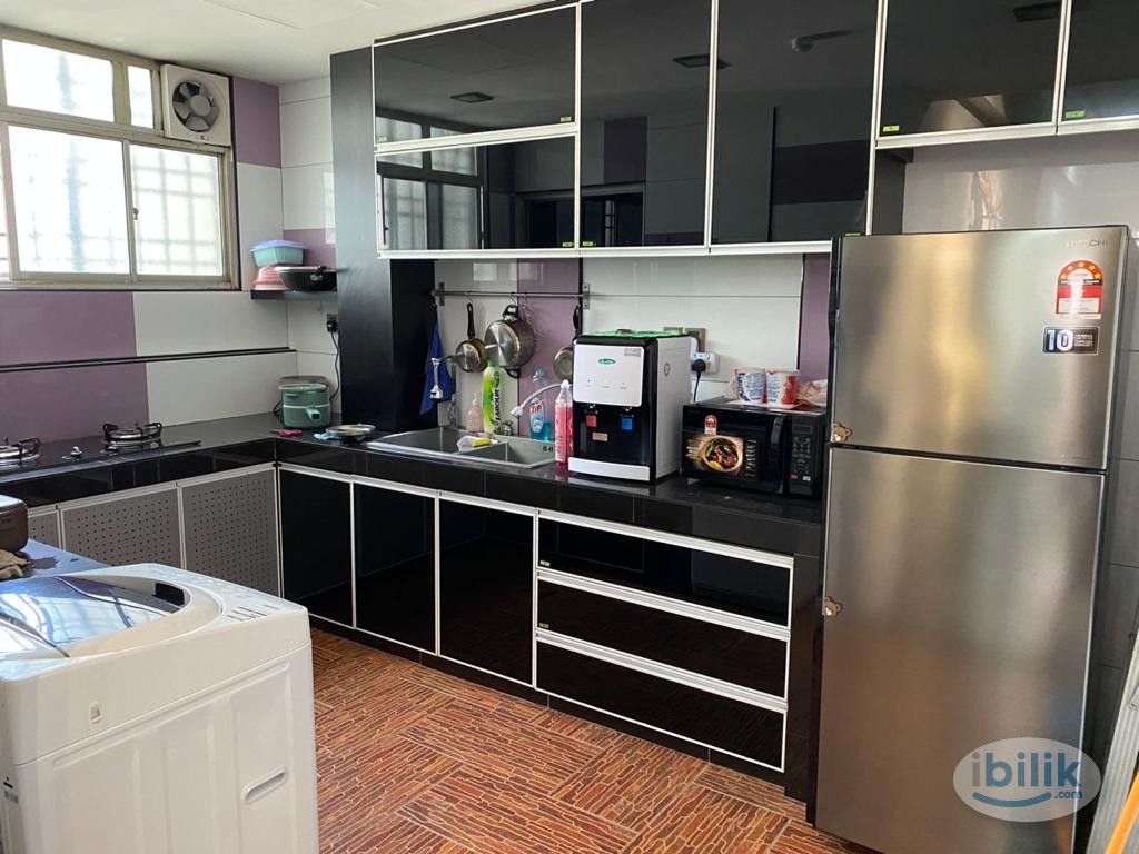 Female Single Room at Jalil Damai, Bukit Jalil - Image 2