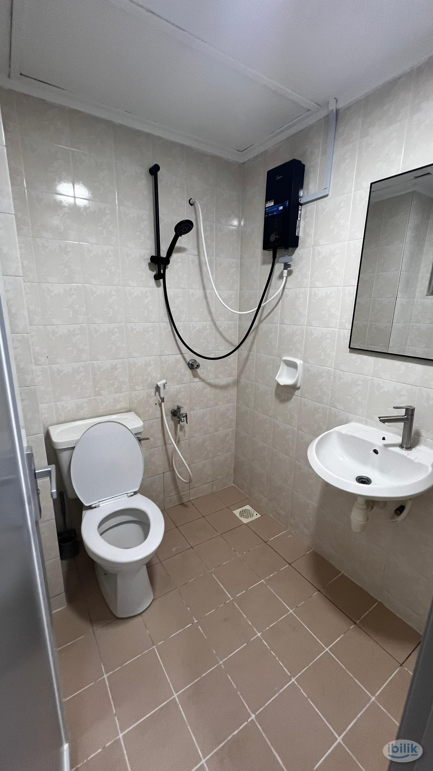 Female Single Room at De Tropicana, Kuchai Lama -MRT Kuchai - Image 5