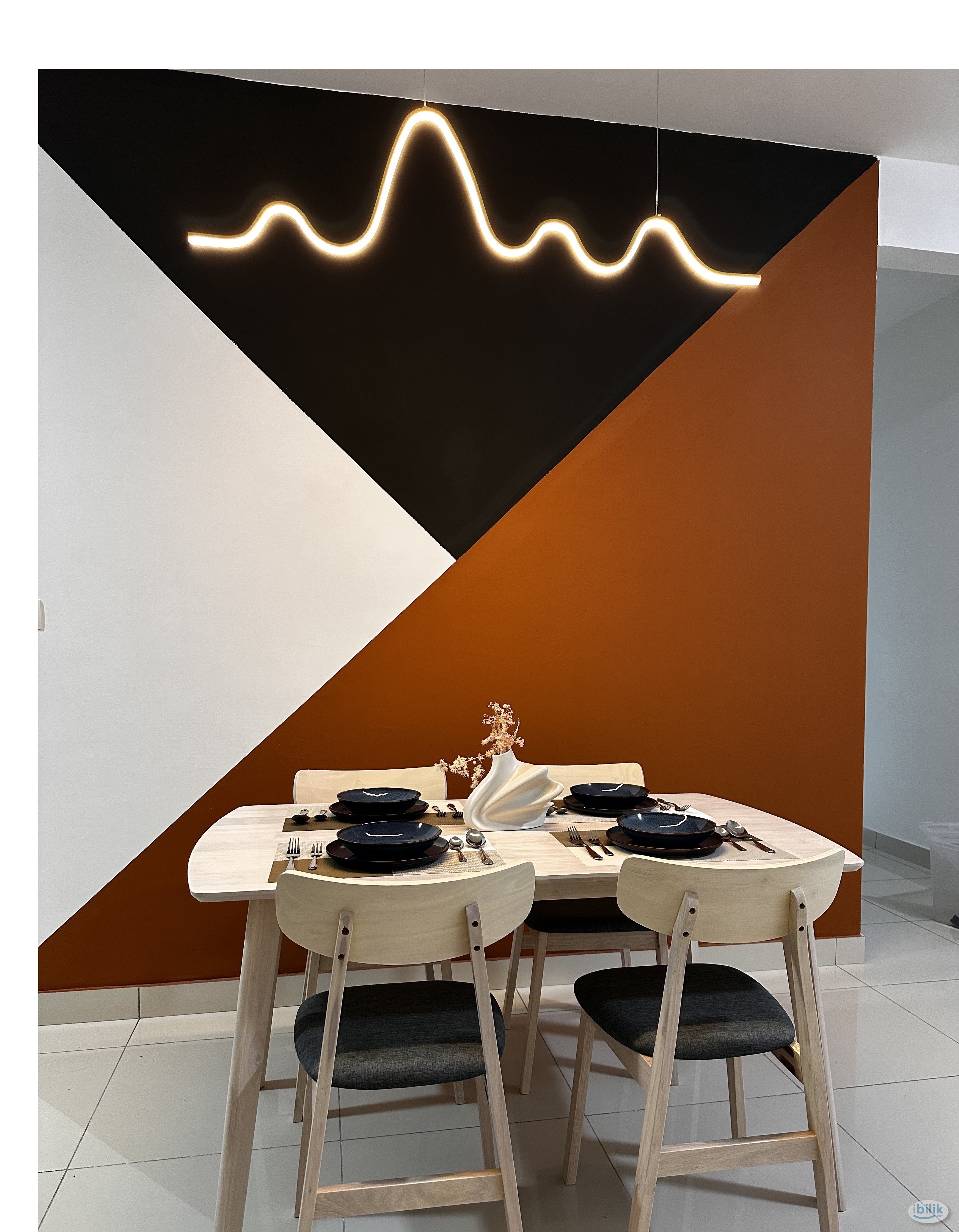 Middle Room at You Vista, Batu 9 Cheras - Image 2