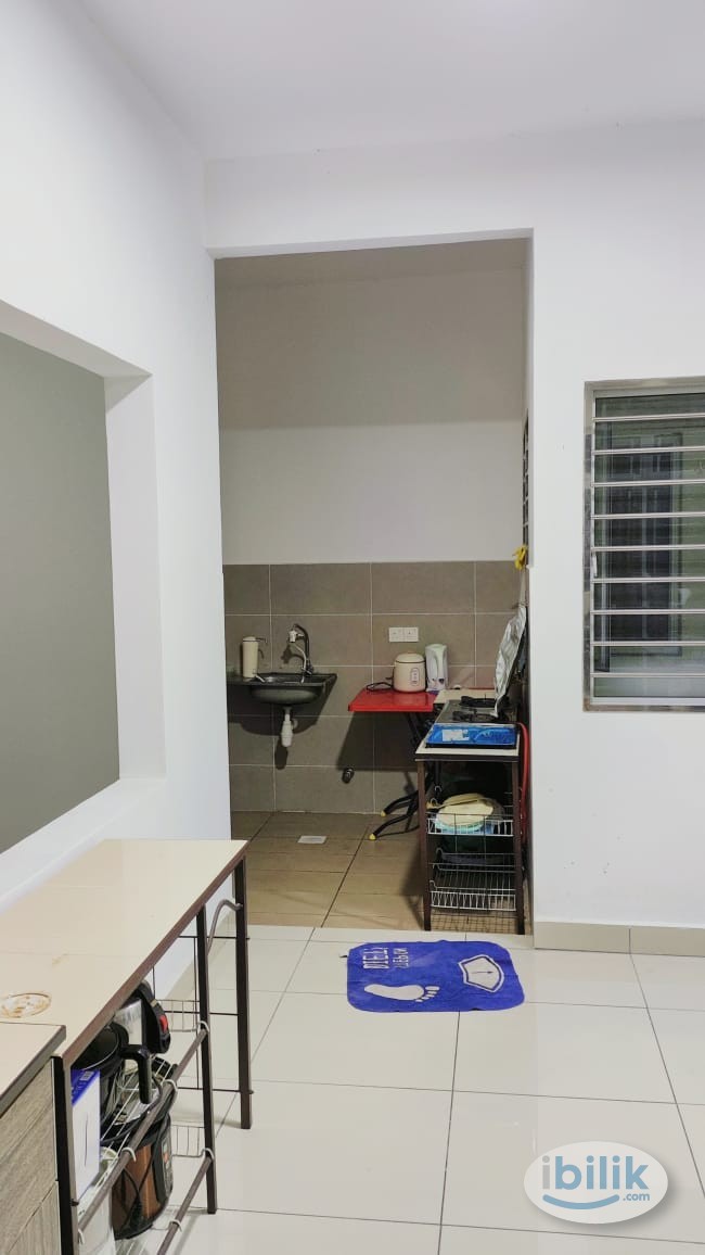Single room with private bathroom for Rent @ SP2 (FEMALE UNIT) - Image 3