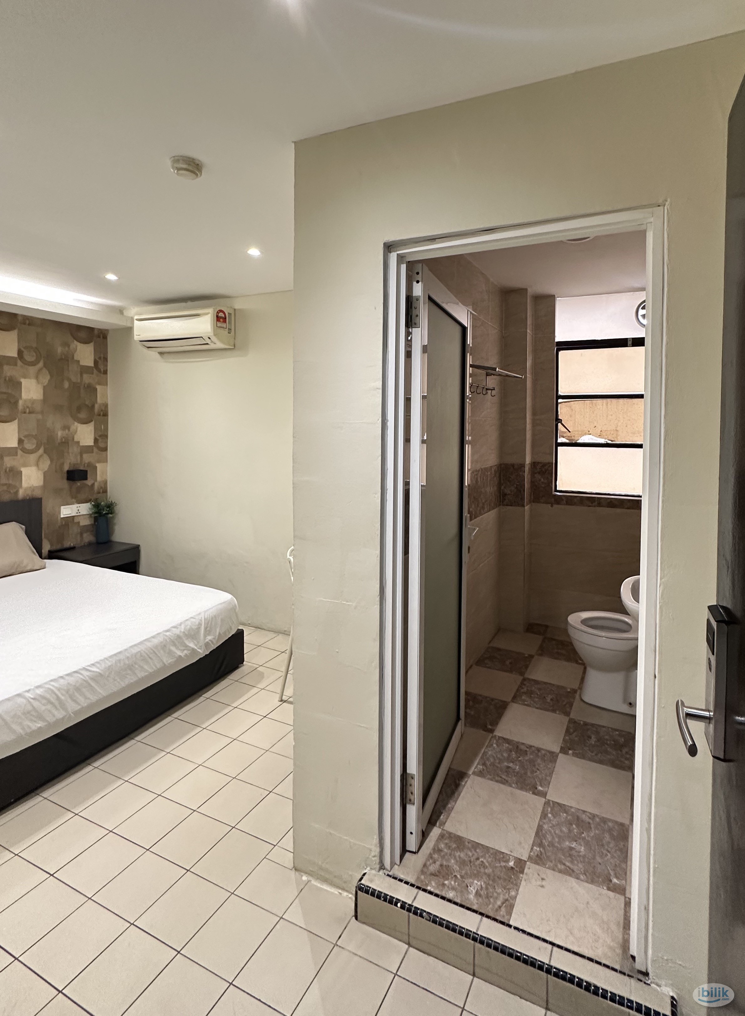 WALKING DISTANCE TO SUNWAY PYRAMID 🤩MERDEKA PROMOTION, ONLY 100 MOVE IN FEE. MOVE IN🤑 IMMEDIATELY WITH ZERO DEPOSIT @ BA - Image 1