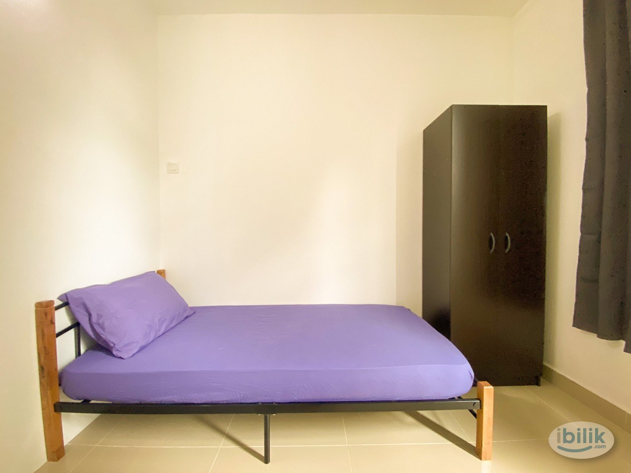 Middle Room at Senawang, Seremban - Image 2