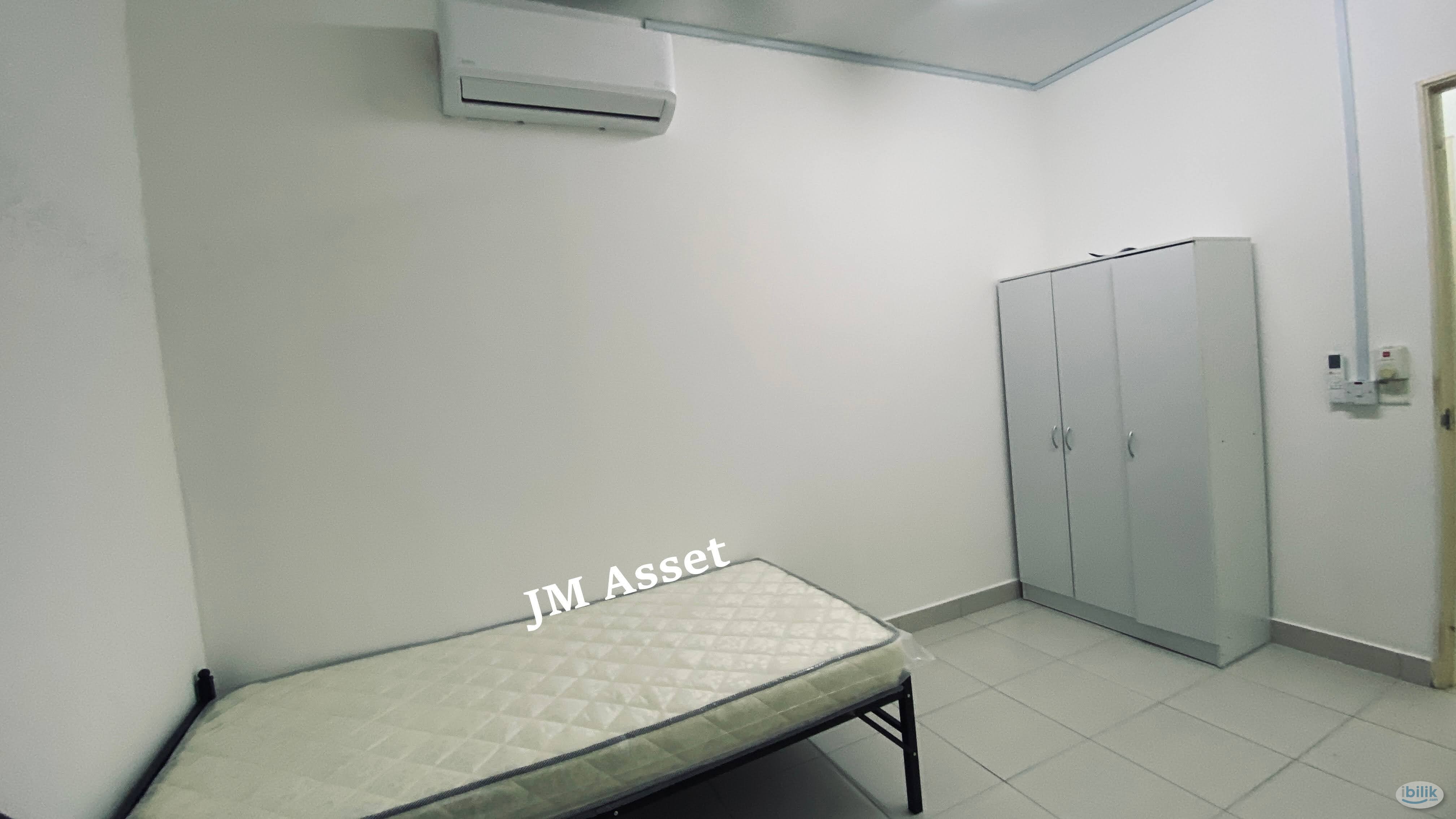 Middle Room at Seri Jati, Setia Alam - Image 4