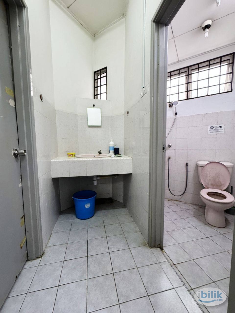 🔥 Prime Location! Stylish Room @ Bandar Utama – Walk to 1 Utama & MRT! 🔥 - Image 3