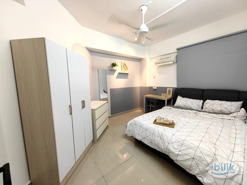 Middle Room at Kelana Jaya, Petaling Jaya - Image 4
