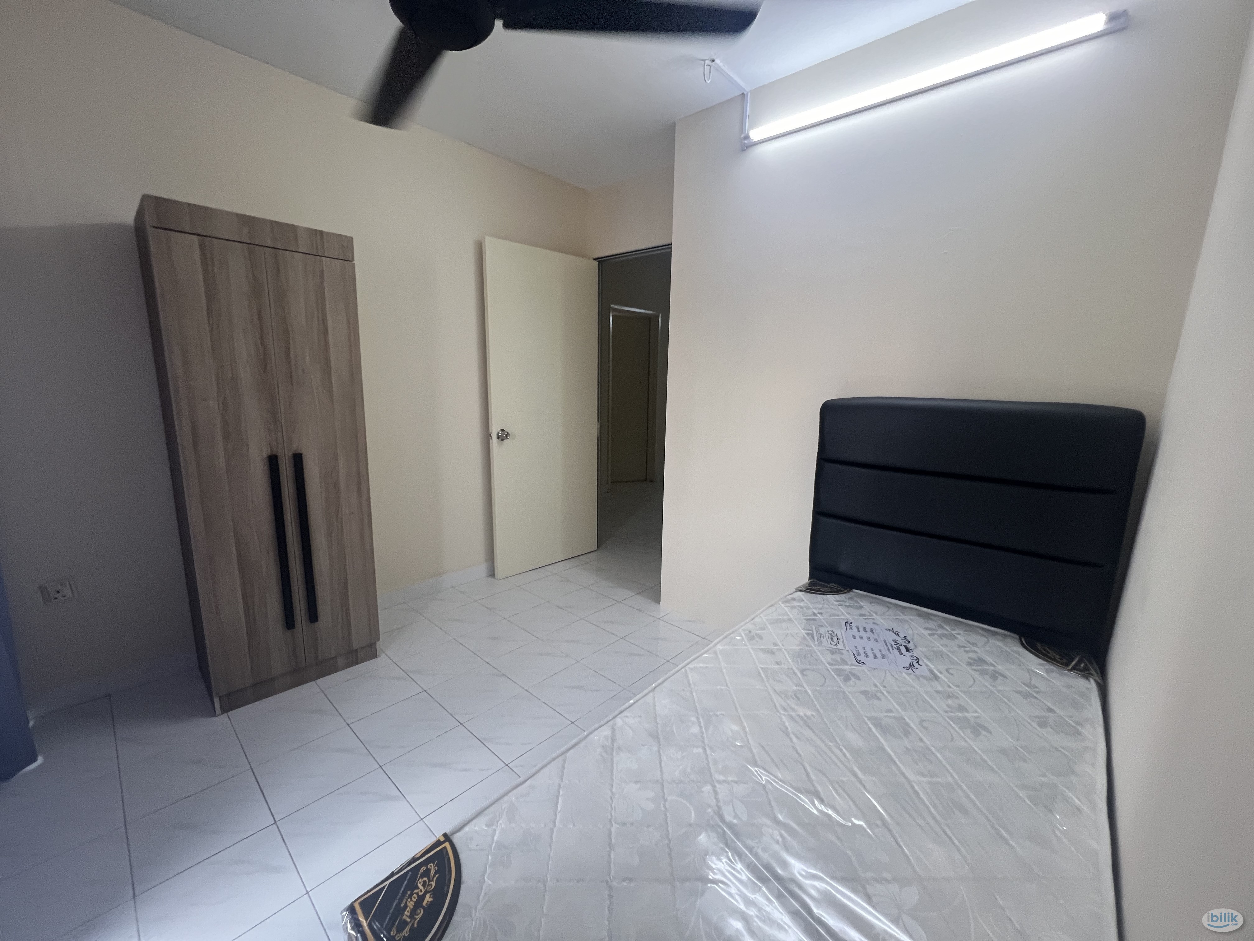 🚶‍♂️Walking Distance to Bus Stop ⭐Single Room at Flora Damansara, Damansara Perdana - Image 1