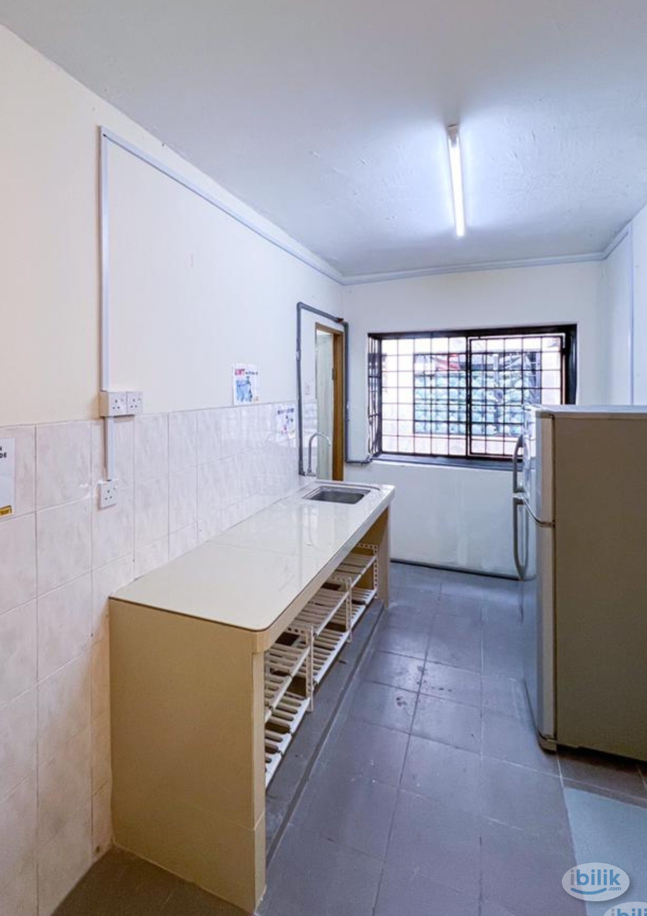 🔥Walking Distance to MRT 🚶‍♀️LESTARI APARTMENT Damansara Damai - Lelaki Melayu  (Bilik Sewa/Hostel) - Image 2