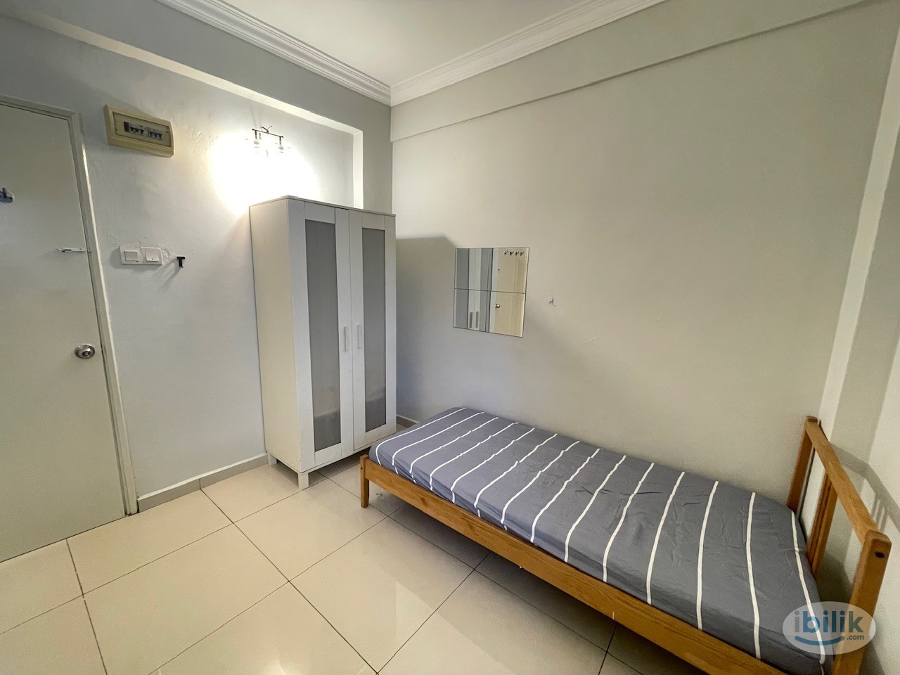 PJS 7 Sunway_Sunway Court Apartment_Medium Room - Image 2