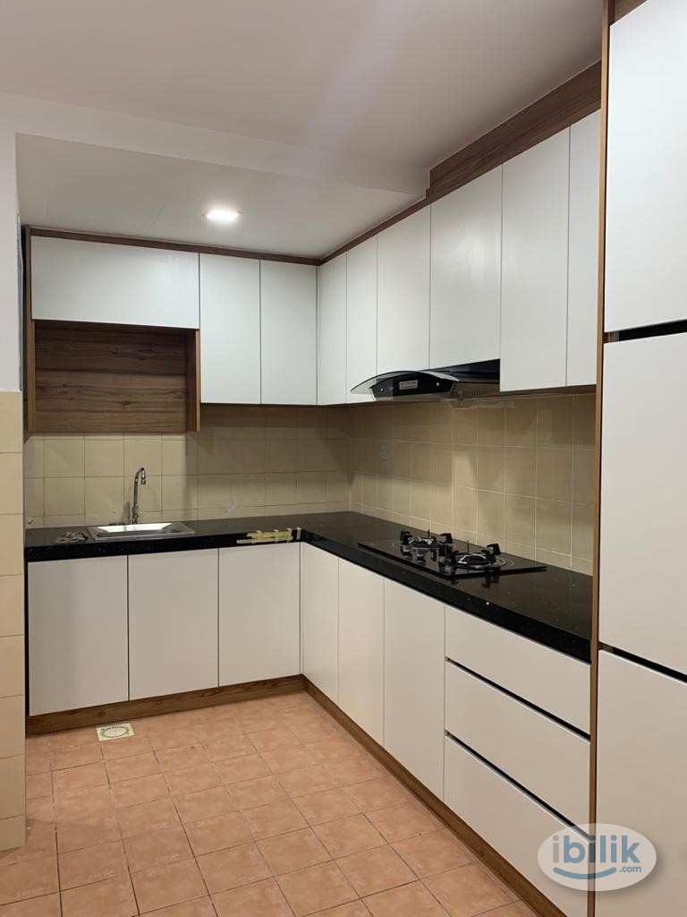 Middle Room at Palm Spring, Kota Damansara - Image 3
