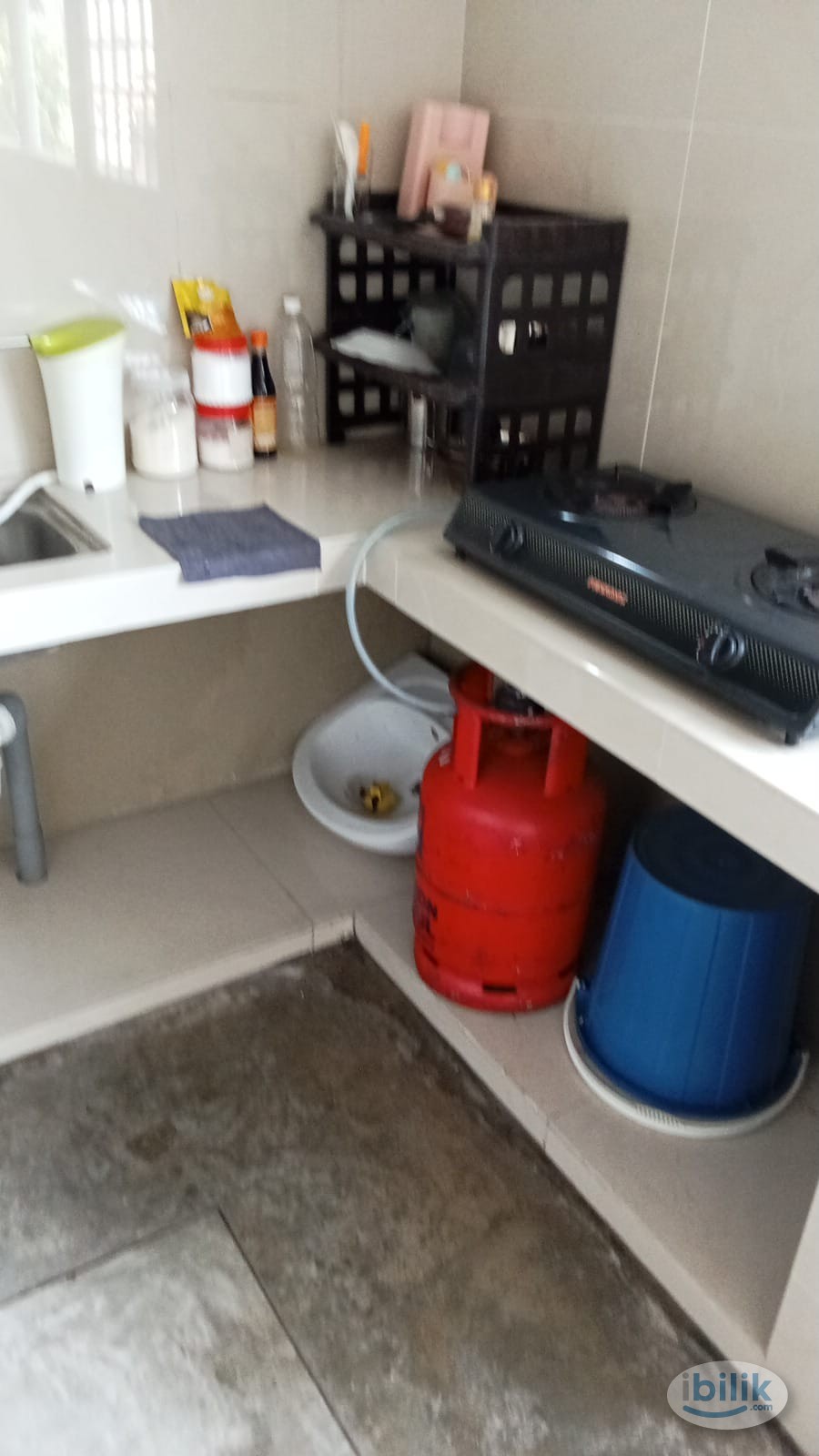 Room at SS18 ( Near LRT Station ) , Subang Jaya - Image 4