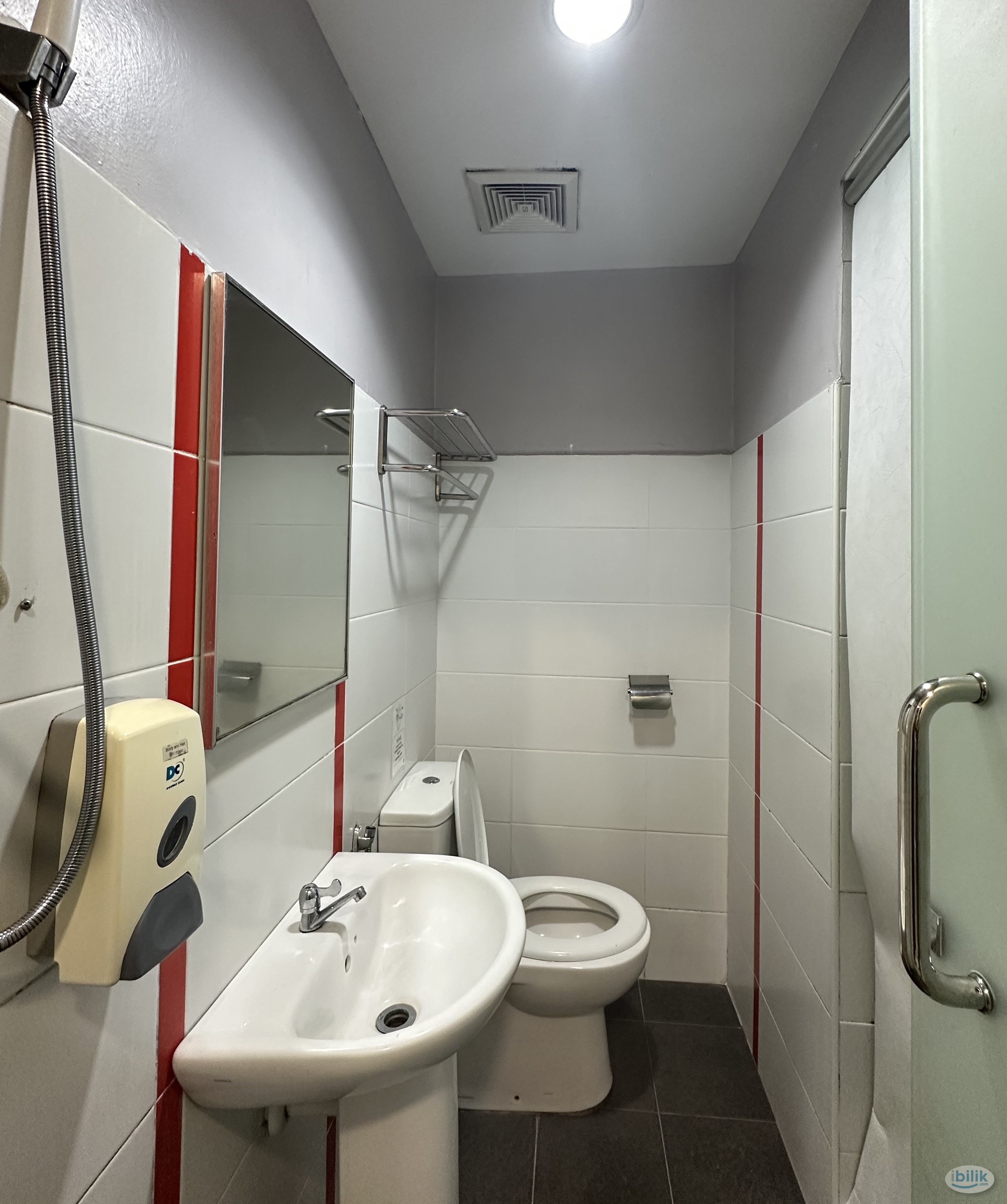 ‼️🤩NEAR MRT SURIAN😱‼️MASTER ROOM WITH PRIVATE BATHROOM ✨ ‼️MOVE IN IMMEDIATELY WITH ZERO DEPOSITING ‼️🤩 - Image 2
