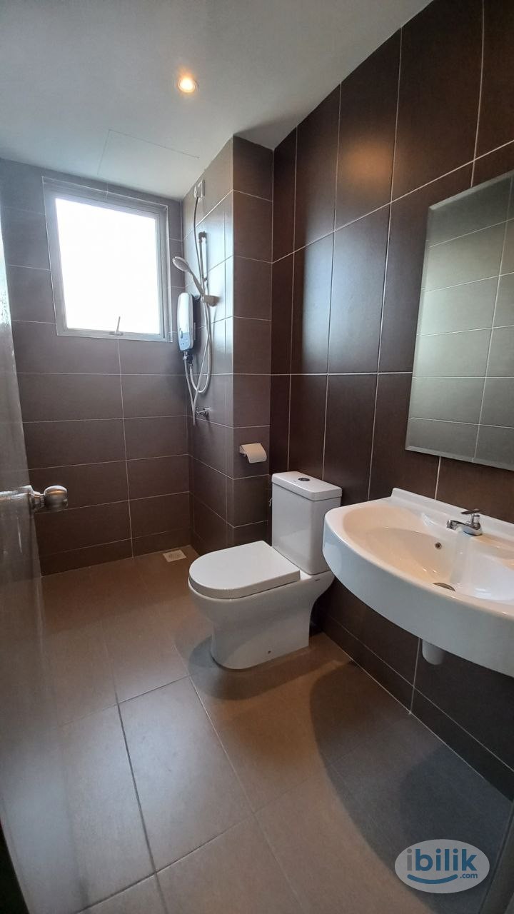MEDIUM Room 🔥 at Platinum SPLENDOR, Jalan Semarak KL City Fully Furnished  (no LRT no MRT no KTM) - Image 3