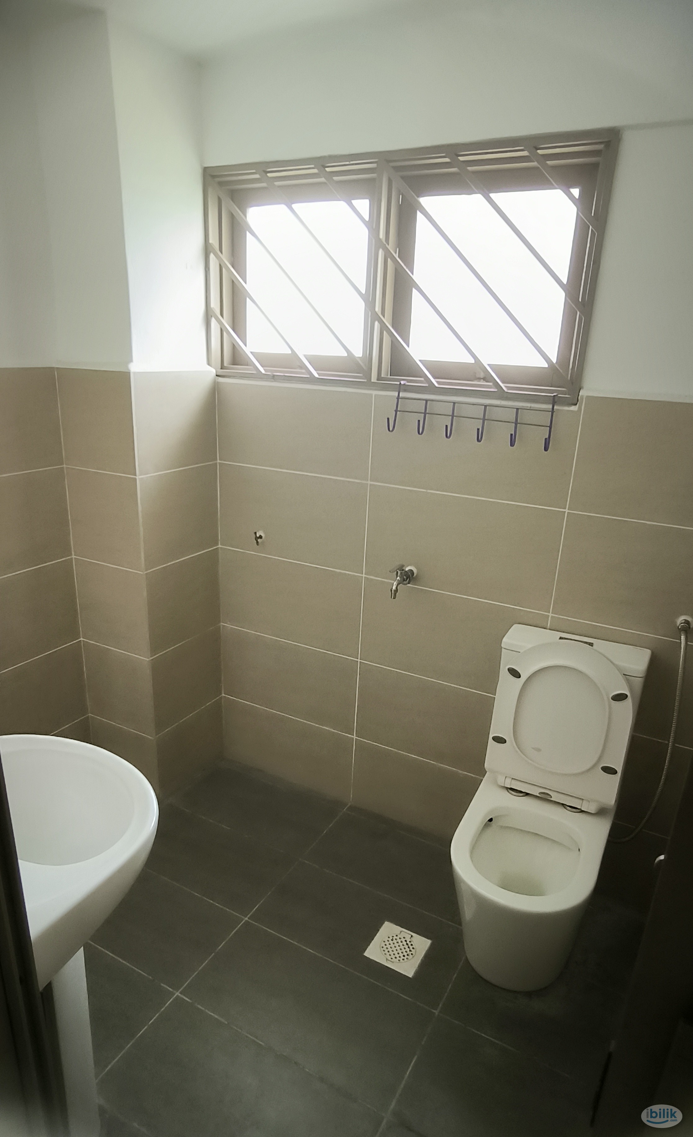 Medium/Master Room for Rent – Old Klang Road - Image 3