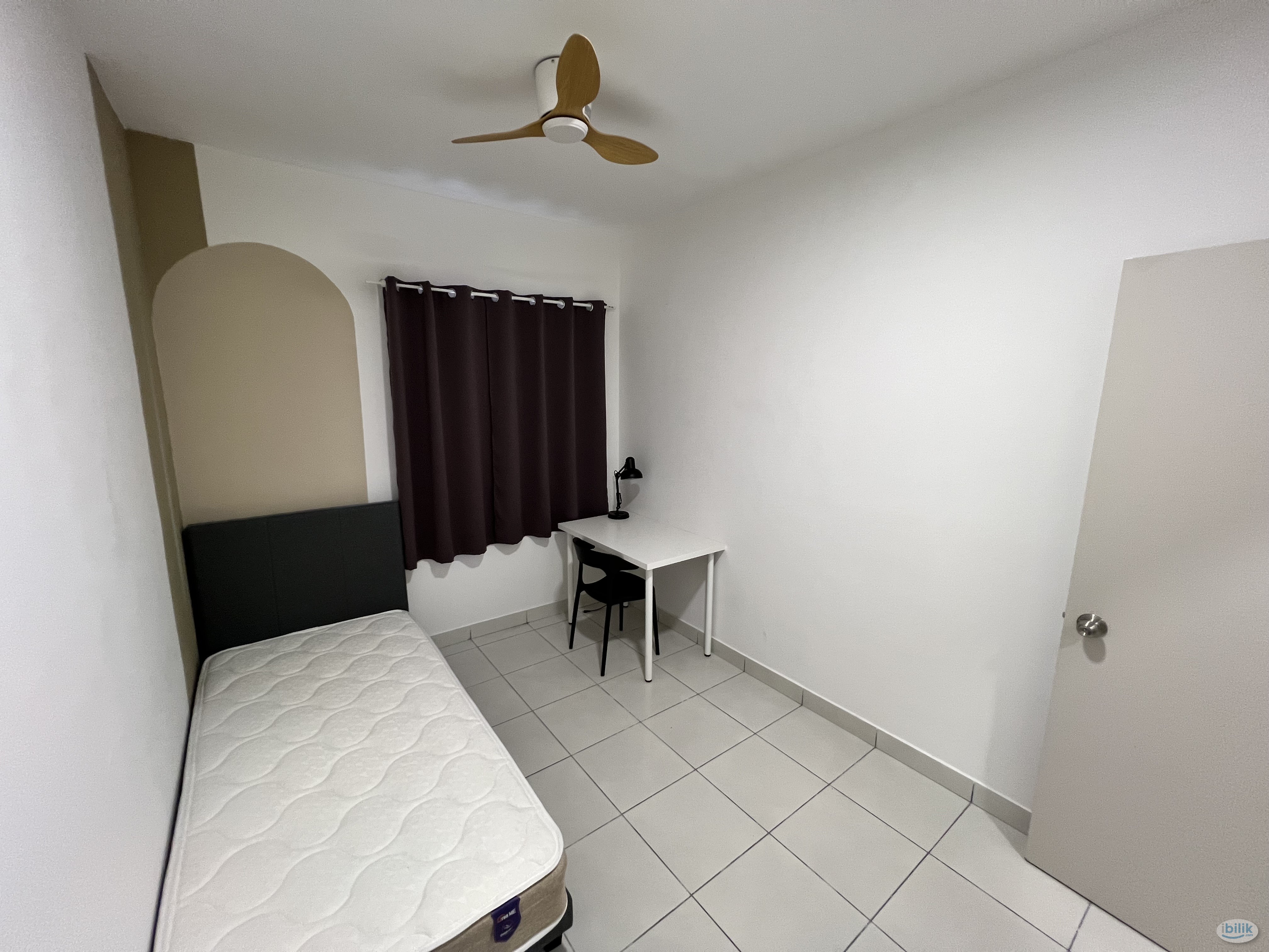 Middle Room at Residensi Riamas, Kuala Lumpur - Image 2