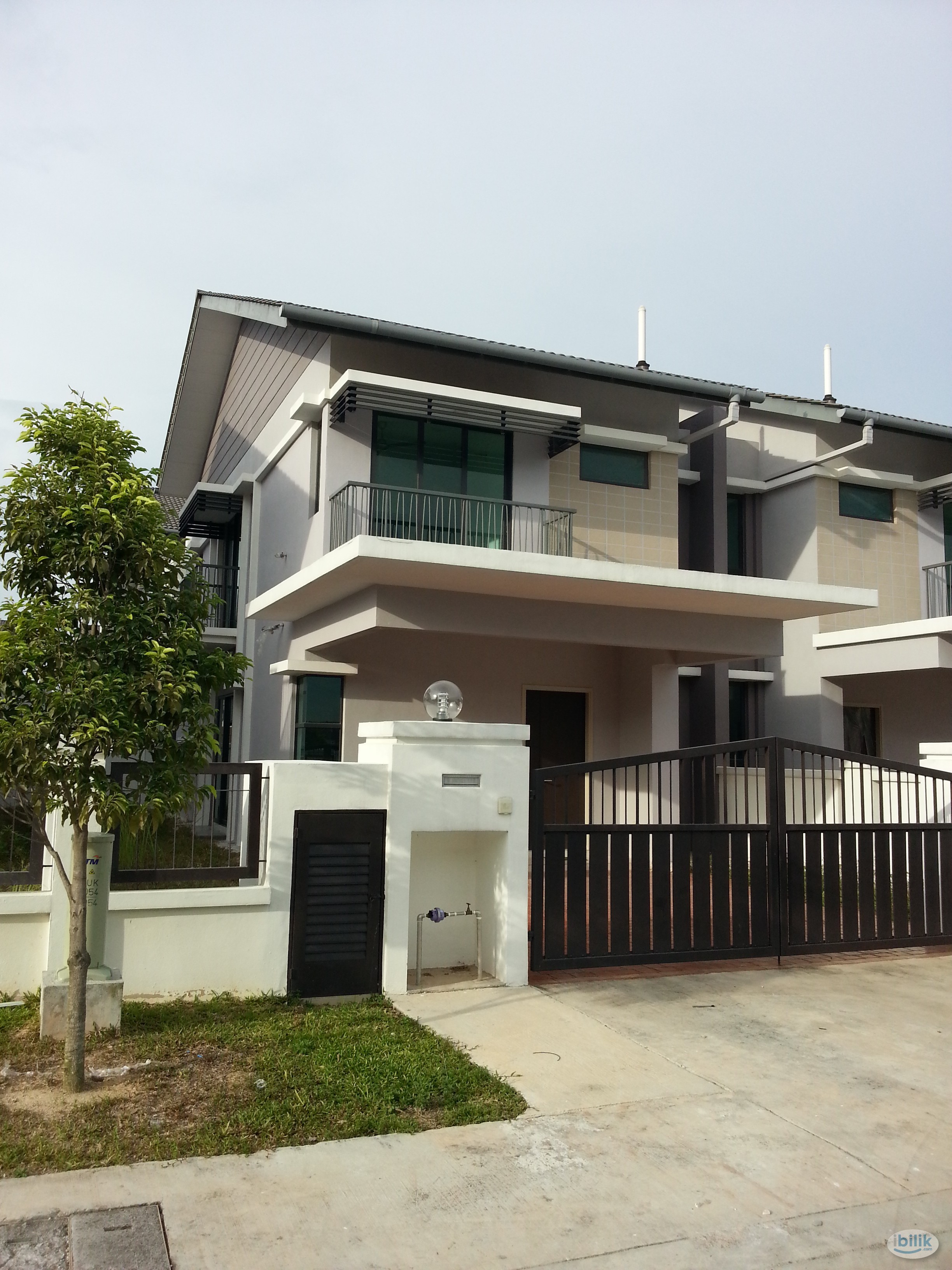 Middle Room at Bandar Rimbayu, Kota Kemuning - Image 4