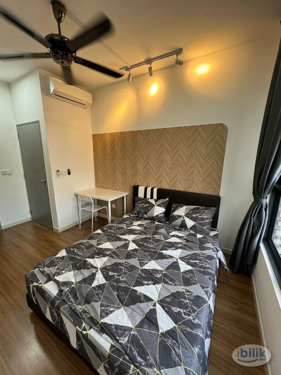 Master Room at M Vertica KL City Residences, Cheras - Image 3