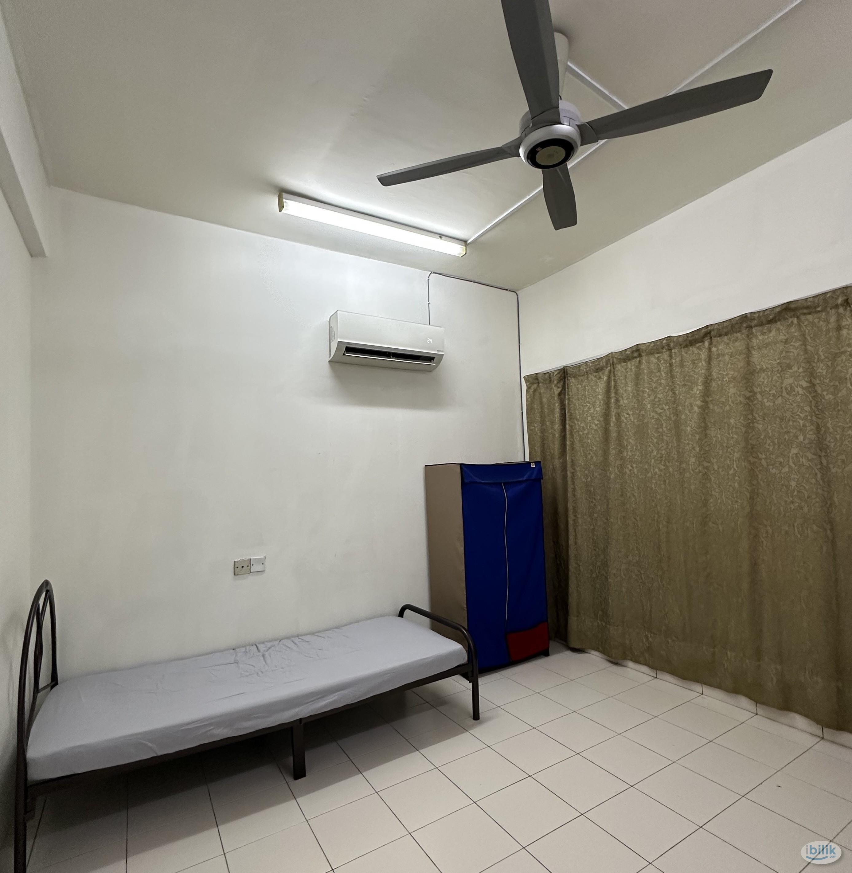 ‼️SPACIOUS ROOM IN KOTA DAMANSARA ‼️😱 MOVE IN IMMEDIATELY WITH ZERO DEPOSIT 😱 - Image 1