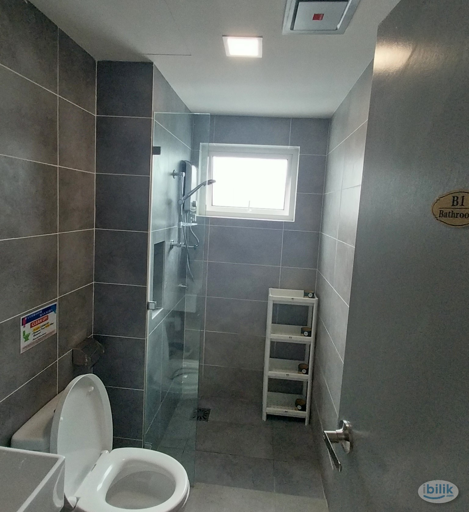 Master Room at 121 Residences, Petaling Jaya - Image 3