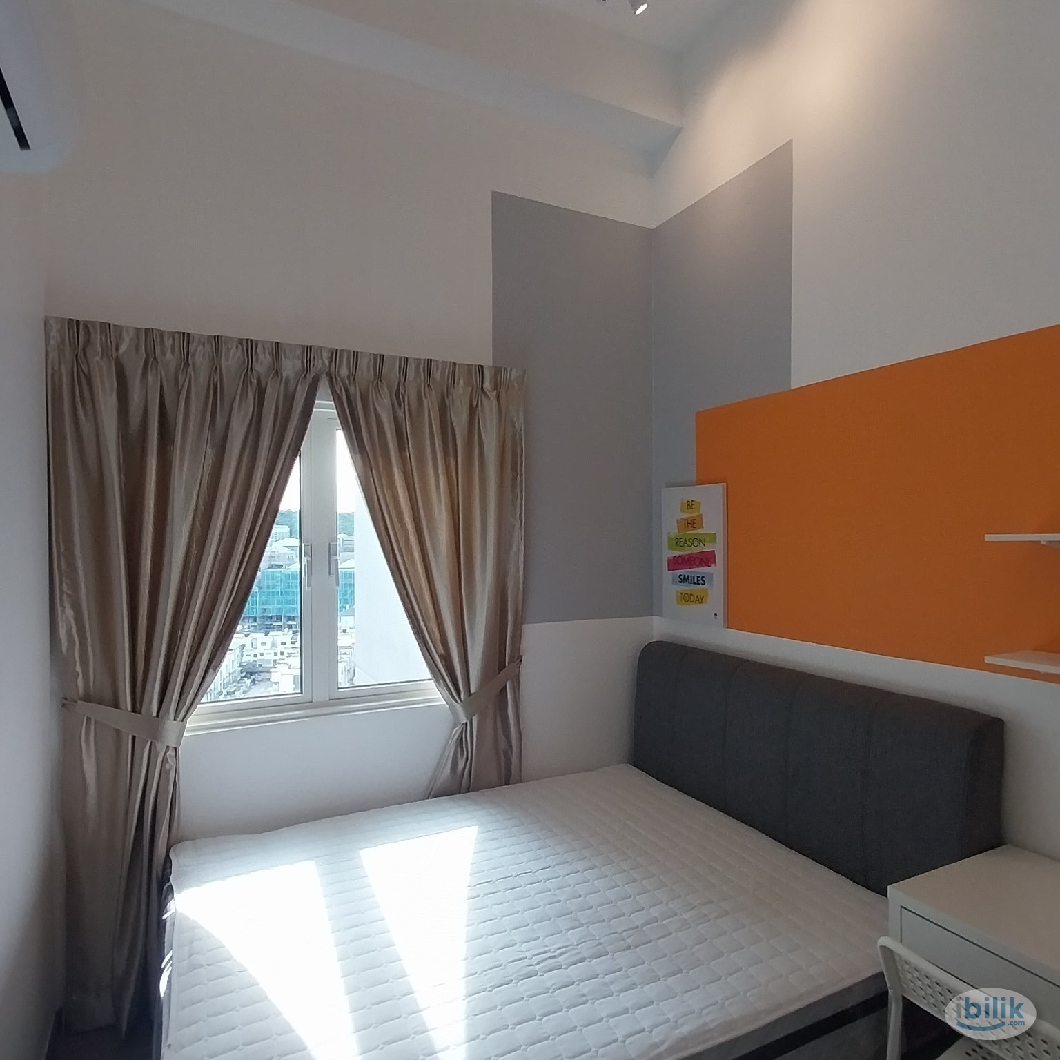 Middle Room at 121 Residences, Petaling Jaya - Image 1