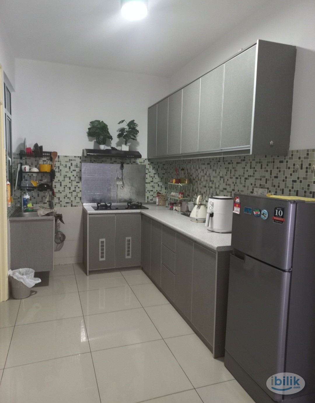 Middle Room at Metropolitan Square, Damansara Perdana - Image 4